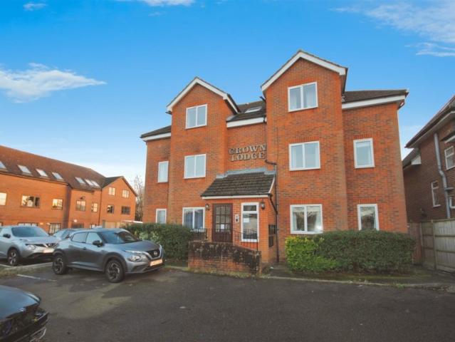 apartment Crown Rise, Watford