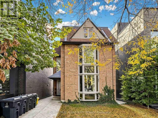 apartment at 3 – 41 SUMMERHILL AVENUE