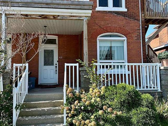 apartment at 3 44 TORONTO STREET, Barrie, Ontario, L4N1T9