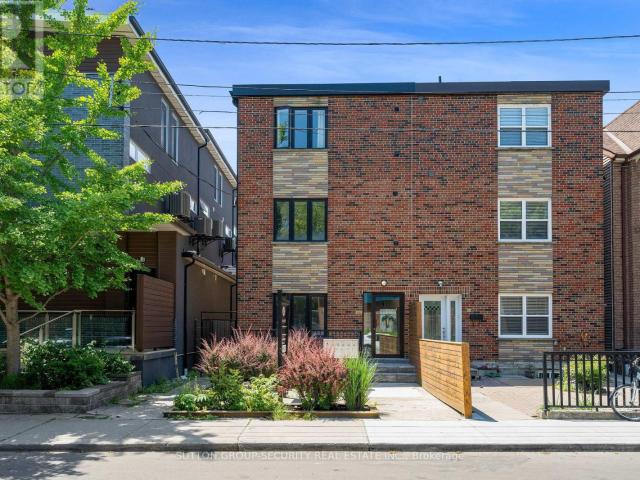 apartment at 3 62 LIPPINCOTT STREET, Toronto, Ontario, M5T2R5