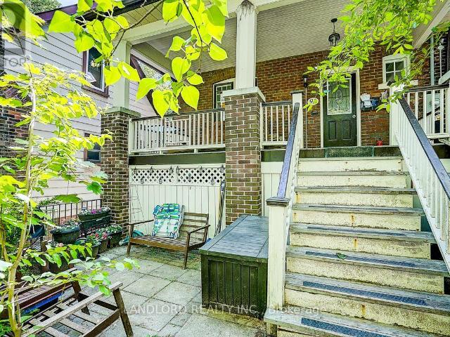 apartment at 3 92 NEVILLE PARK BOULEVARD, Toronto, Ontario, M4E3P8