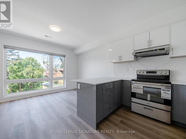 apartment at 3 2052 PHARMACY AVENUE, Toronto, Ontario, M1T1H8