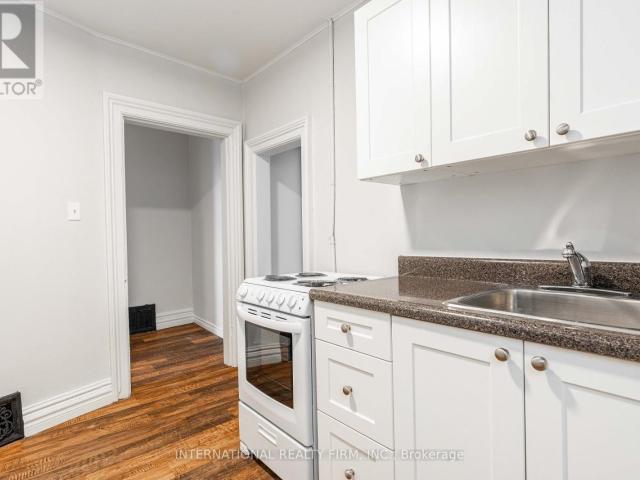 apartment at 3 221 HAMILTON ROAD, London East, Ontario, N5Z1P9