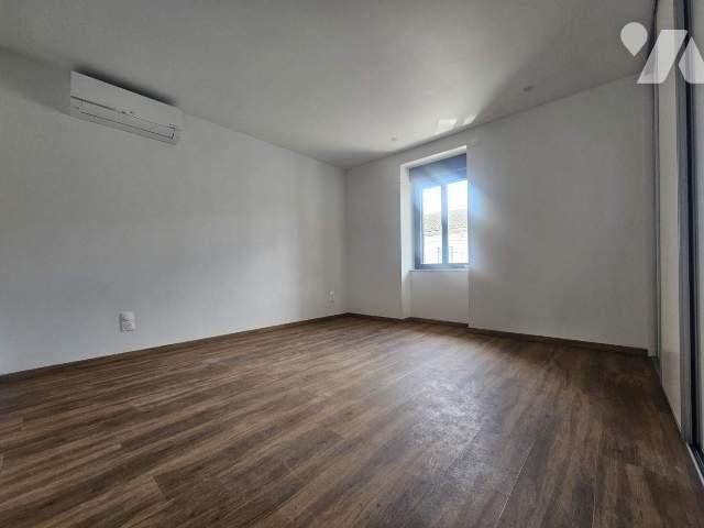 Apartment at 01 Saint Laurent sur Saône, ST LAURENT SUR SAONE, 01750, France