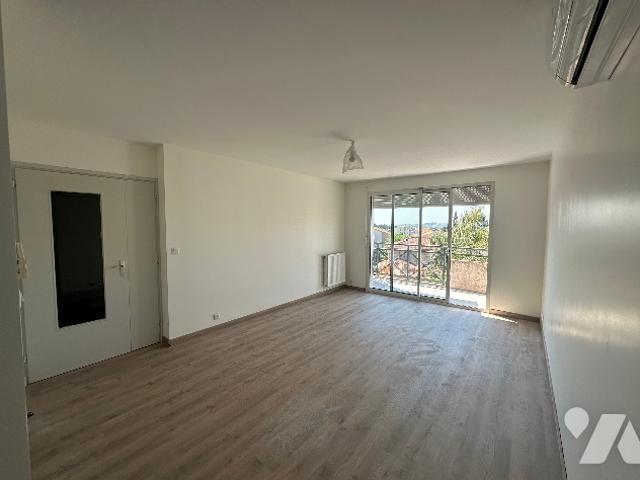 Apartment at 07 Davézieux, DAVEZIEUX, 07430, France