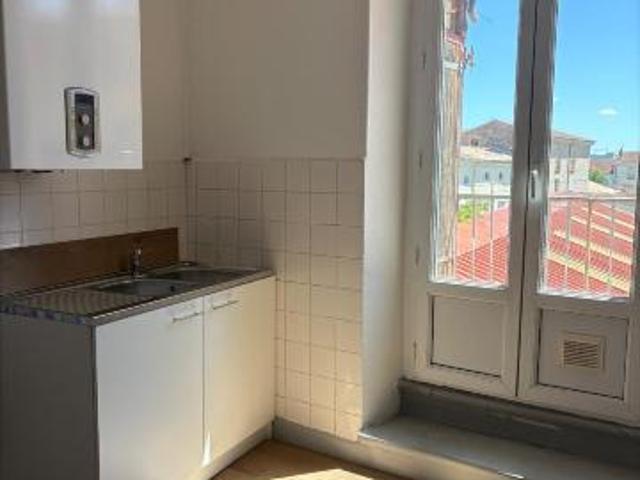 Apartment at 07 Tournon sur Rhône, TOURNON SUR RHONE, 07300, France