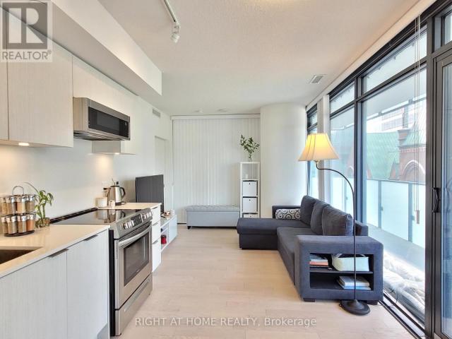 apartment at 0912 – 25 RICHMOND STREET E