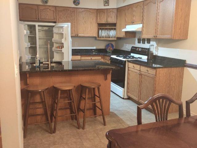 apartment at 1058 LEXINGTON CIRCLE, Windsor, Ontario, N8S4T3