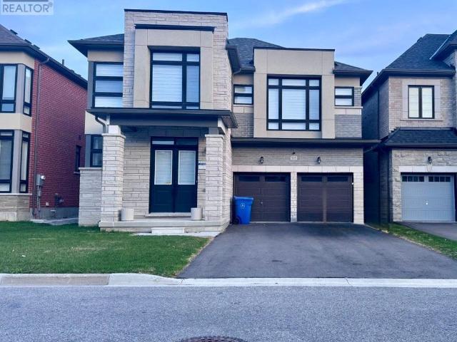 apartment at 105 HALLDORSON AVENUE, Aurora, Ontario, L4G7B6