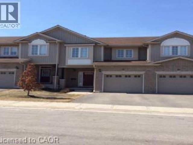 apartment at 105 PINNACLE Drive Unit# 11, Kitchener, Ontario, N2P1B8
