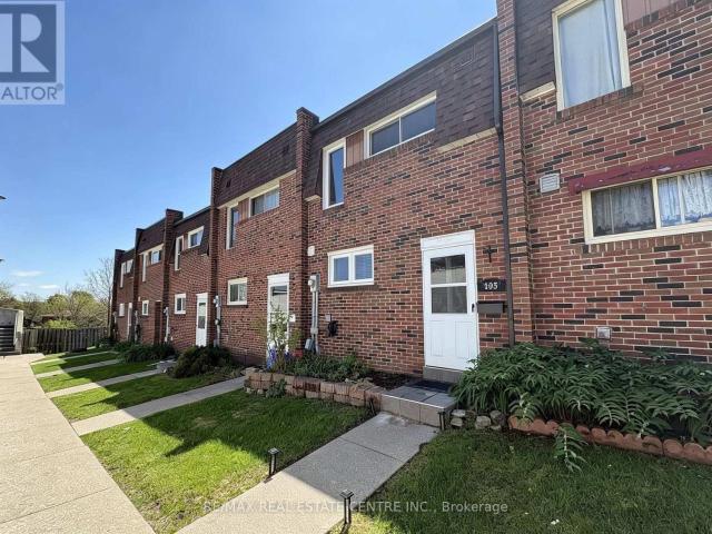apartment at 105 WALES AVENUE, Markham, Ontario, L3P3K3