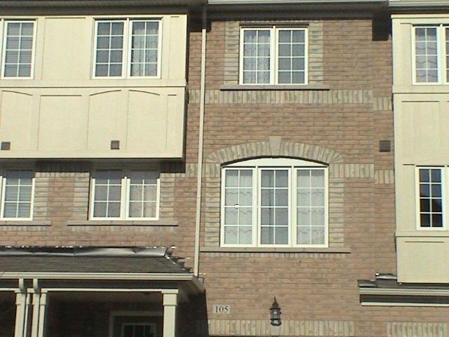apartment at 105 WILKES CRESCENT, Toronto, Ontario, M1L0B2