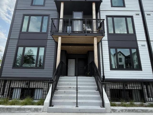 apartment at 105 – 708 WOOLWICH STREET