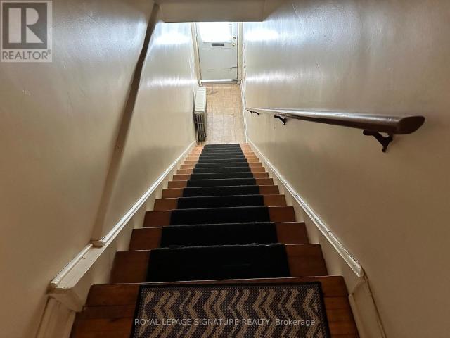 apartment at 1062 MAIN STREET W