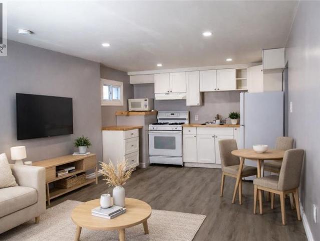 apartment at 106 SOUTH Street E Unit# 2