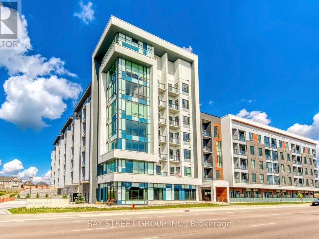 apartment at 107 95 DUNDAS STREET W, Oakville, Ontario, L6M5N4