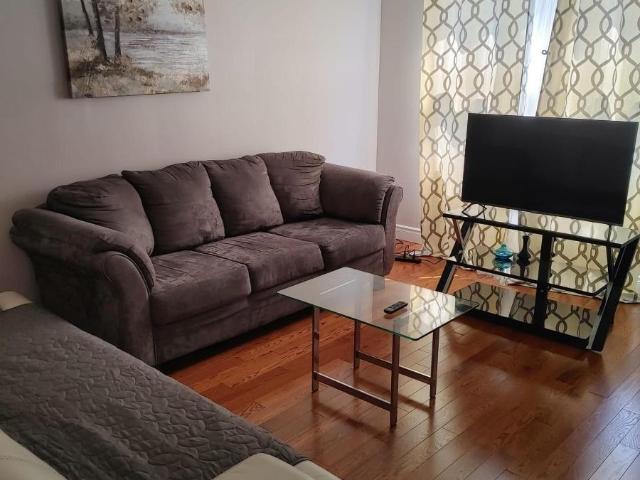 apartment at 1098 CEDAR STREET, Oshawa, Ontario, L1J3R9