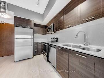 apartment at 1003 2200 LAKESHORE BOULEVARD, Toronto, Ontario, M8V1A4