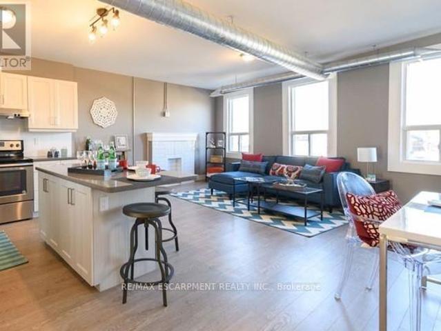 apartment at 1006 1000 KING STREET E, Hamilton, Ontario, L8M1C8