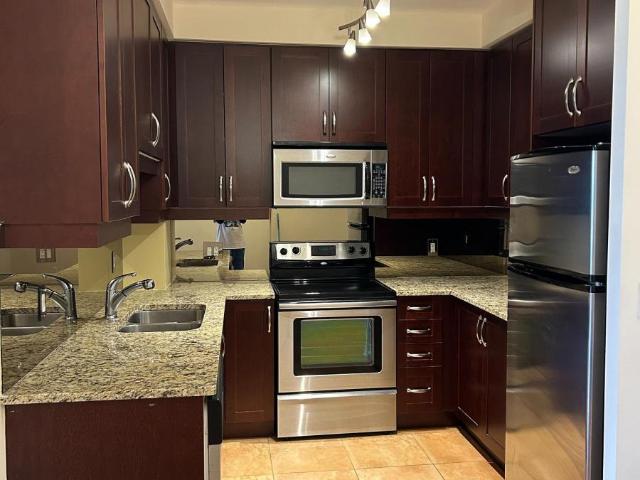 apartment at 1015 9235 JANE STREET, Vaughan, Ontario, L6A0J8