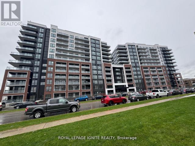 apartment at 101 – 51 CLARINGTON BOULEVARD
