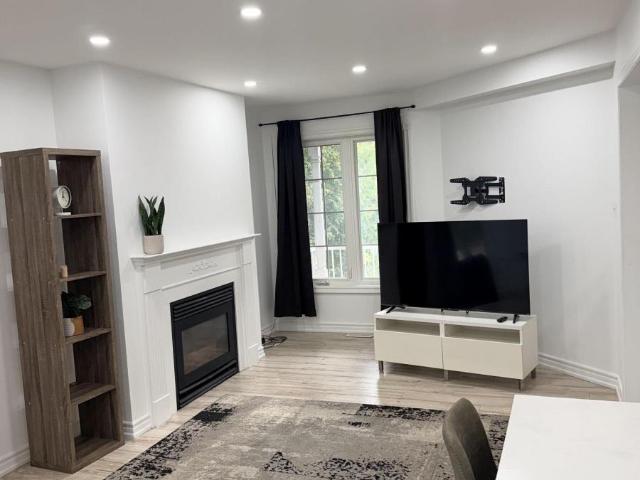 apartment at 1027 RIDGEMOUNT BOULEVARD, Oshawa, Ontario, L1K2K7