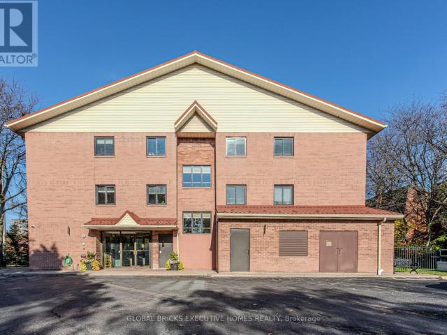 apartment at 102 1275 CORNERBROOK PLACE, Mississauga, Ontario, L5C3J3