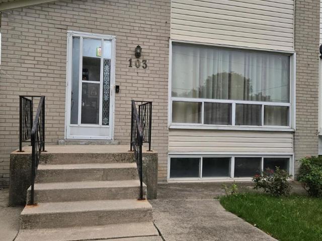 apartment at 103 SANTAMONICA BOULEVARD, Toronto, Ontario, M1L4H3