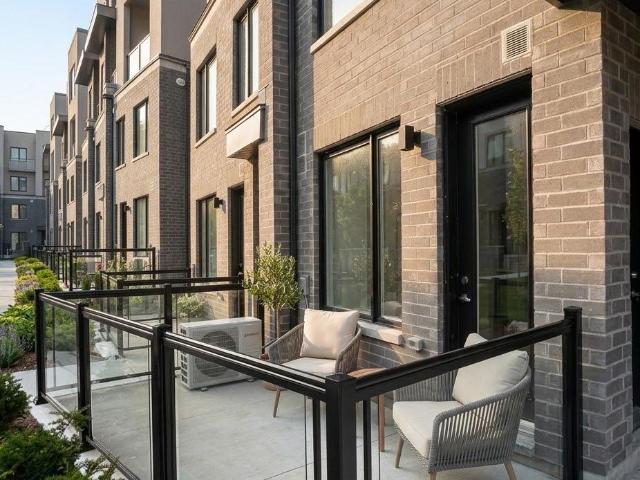 apartment at 10 3538 COLONIAL DRIVE, Mississauga, Ontario, L5L5R9