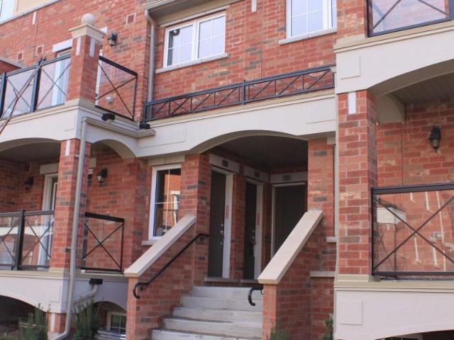 apartment at 10 47 HAYS BOULEVARD, Oakville, Ontario, L6H0J1