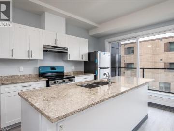 apartment at 10 QUEEN Street Unit# 202, St. Thomas, Ontario, N5R3H8