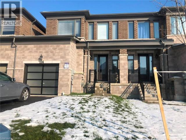 apartment at 114 HUNTINGFORD Trail