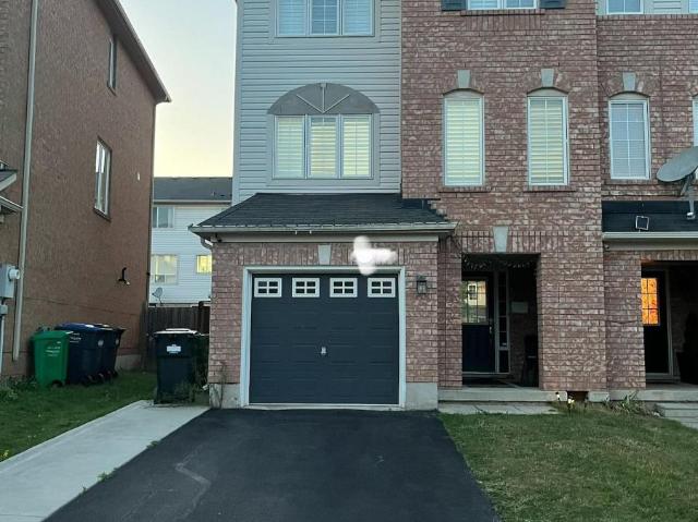 apartment at 117 DECKER HOLLOW CIRCLE, Brampton, Ontario, L6X0L4