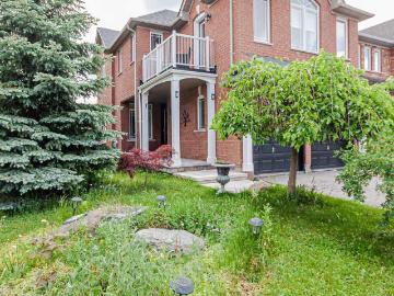 apartment at 117 LITTLESIDE STREET, Richmond Hill, Ontario, L4E3V5