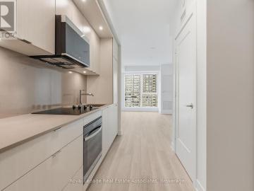 Islington, Toronto, Ontario - Security