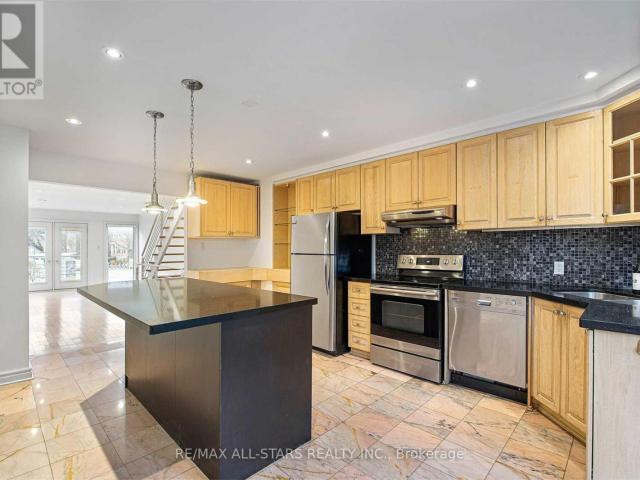apartment at 110 BELMONT STREET, Toronto, Ontario, M5R1P8