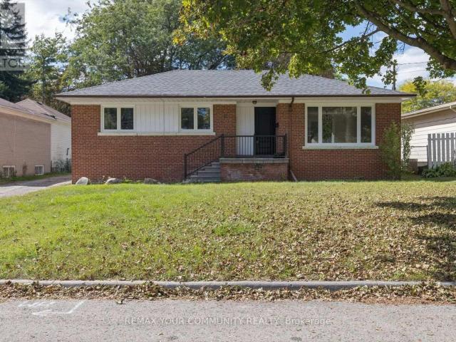 apartment at 110 EVAHILL CRESCENT, Richmond Hill, Ontario, L4C4S7