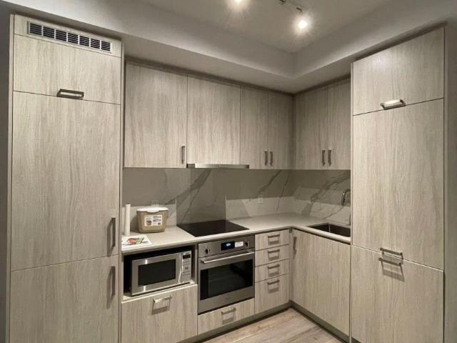 apartment at 1118 60 HONEYCRISP CRESCENT, Vaughan, Ontario, L4K0N5