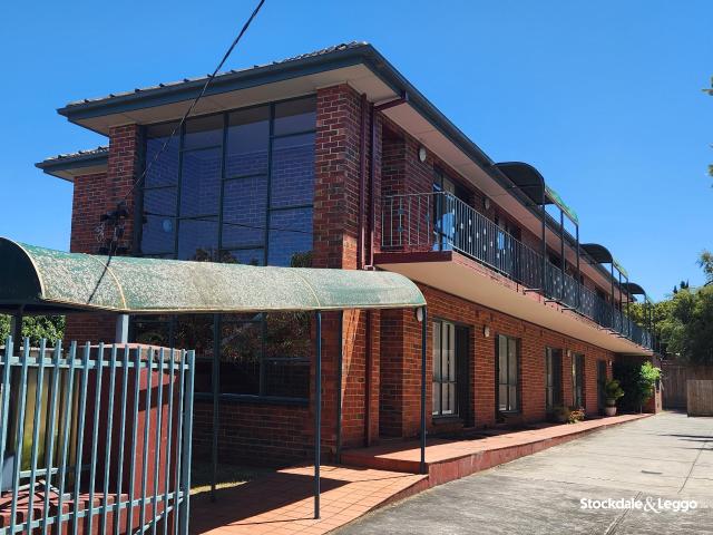 apartment at 1/11 Holloway Street, Ormond VIC, Australia