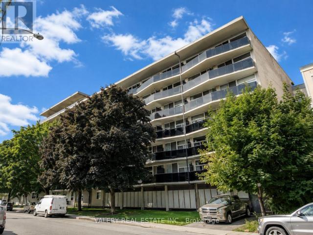 apartment at 11 324 CAMBRIDGE STREET, Ottawa, Ontario, K1R7B5