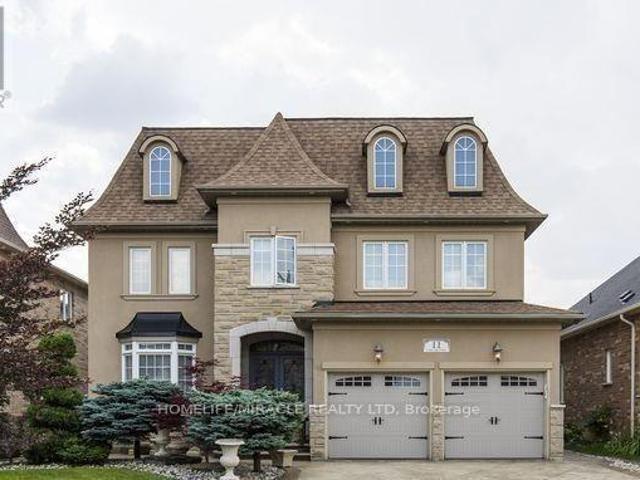 apartment at 11 CONCORDE DRIVE, Brampton, Ontario, L6P1V3