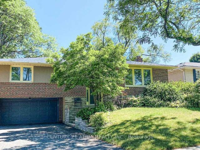 apartment at 11 DANVILLE DRIVE, Toronto, Ontario, M2P1H7