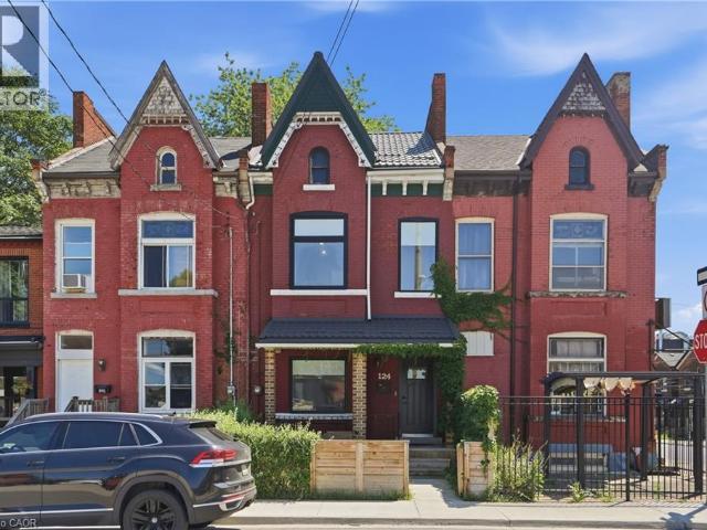 apartment at 124 PARK Street N, Hamilton, Ontario, L8R2N3