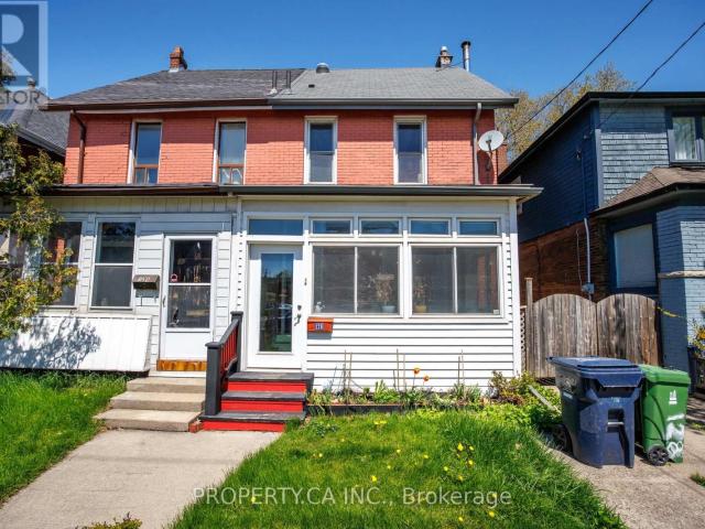 apartment at 126 STEPHENSON AVENUE