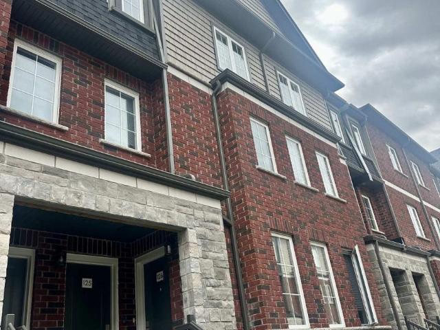 apartment at 126 445 ONTARIO STREET S, Milton, Ontario, L9T9K2