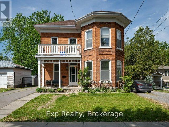 apartment at 127 GREEN STREET, Deseronto, Ontario, K0K1X0