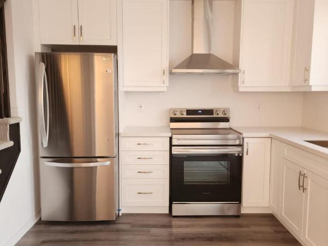 apartment at 129 461 BLACKBURN DRIVE, Brantford, Ontario, N3T5L5