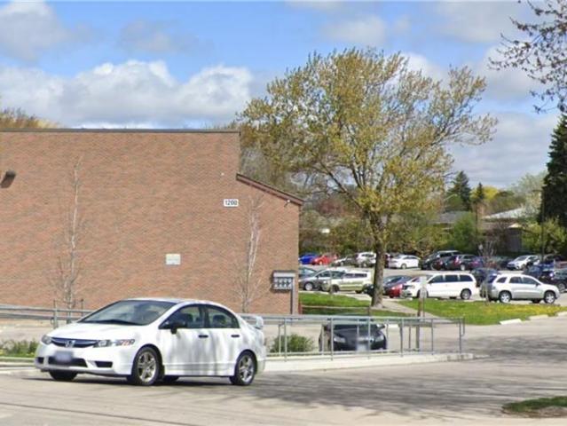 apartment at 1200 COURTLAND Avenue E Unit# 40