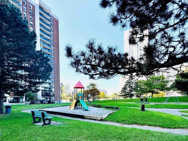 apartment at 1205 21 KNIGHTSBRIDGE ROAD, Brampton, Ontario, L6T3Y1