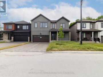 apartment at 123 TONIC CRESCENT